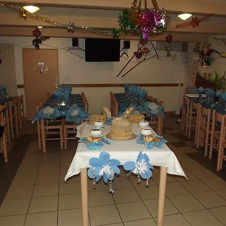 St Pierre * Annot
